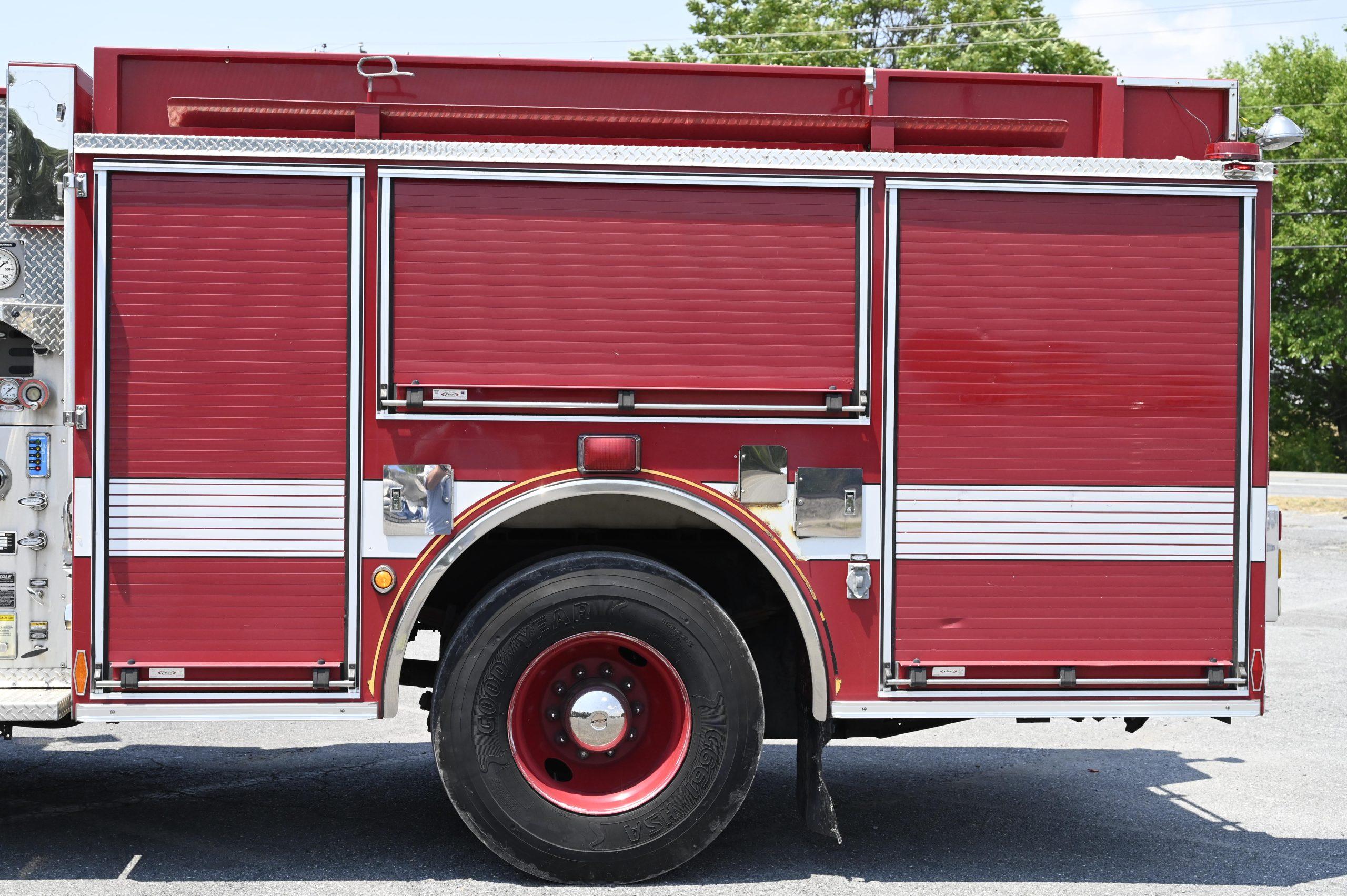 2004 Pierce Enforcer 1500/750 Rescue Pumper - image 8