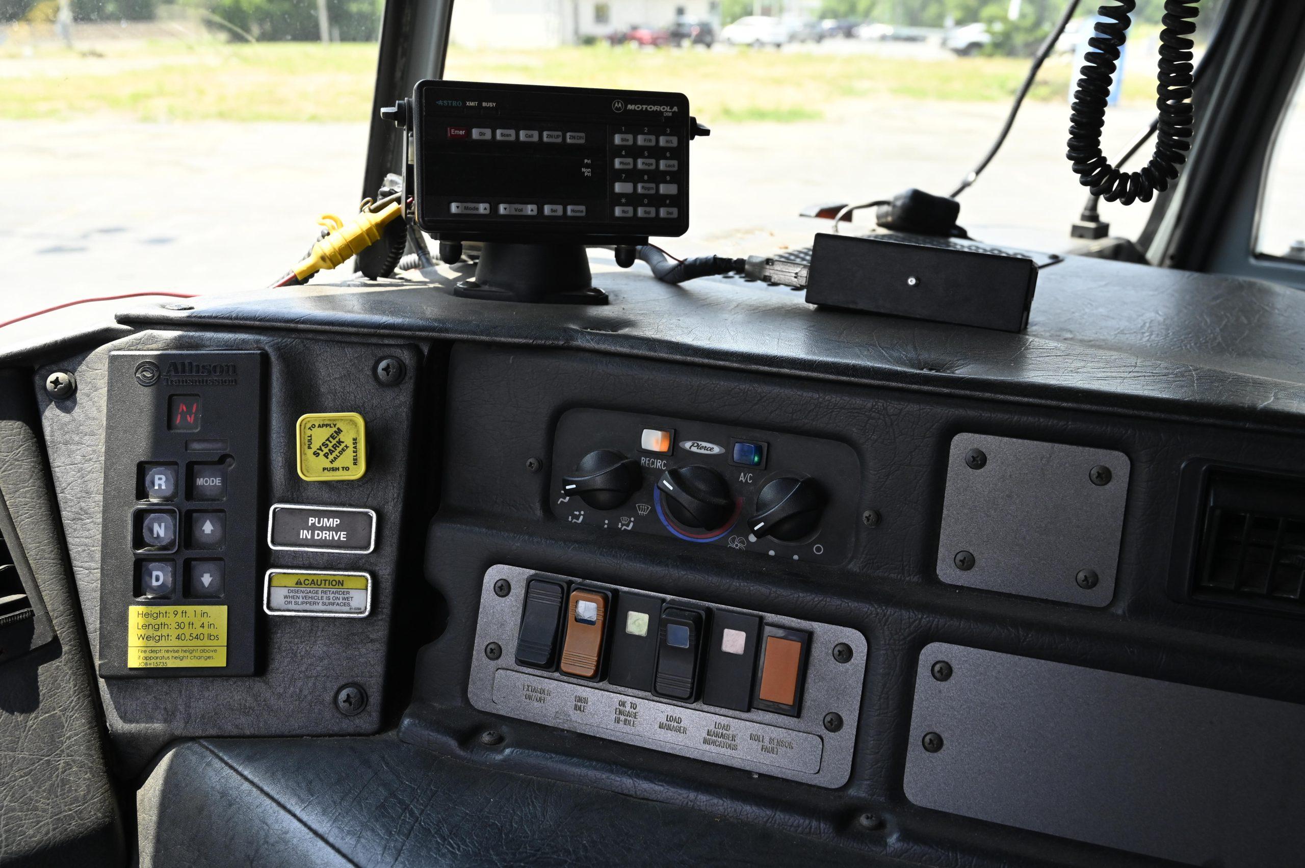 2004 Pierce Enforcer 1500/750 Rescue Pumper - image 17