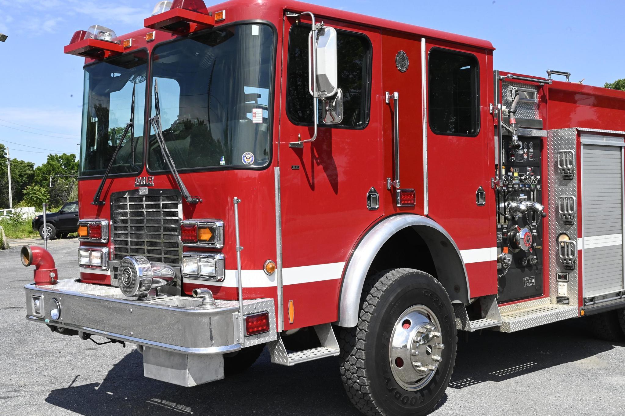 2001 HME/Darley 4X4 Pumper 1000/500 with CAFS - image 5