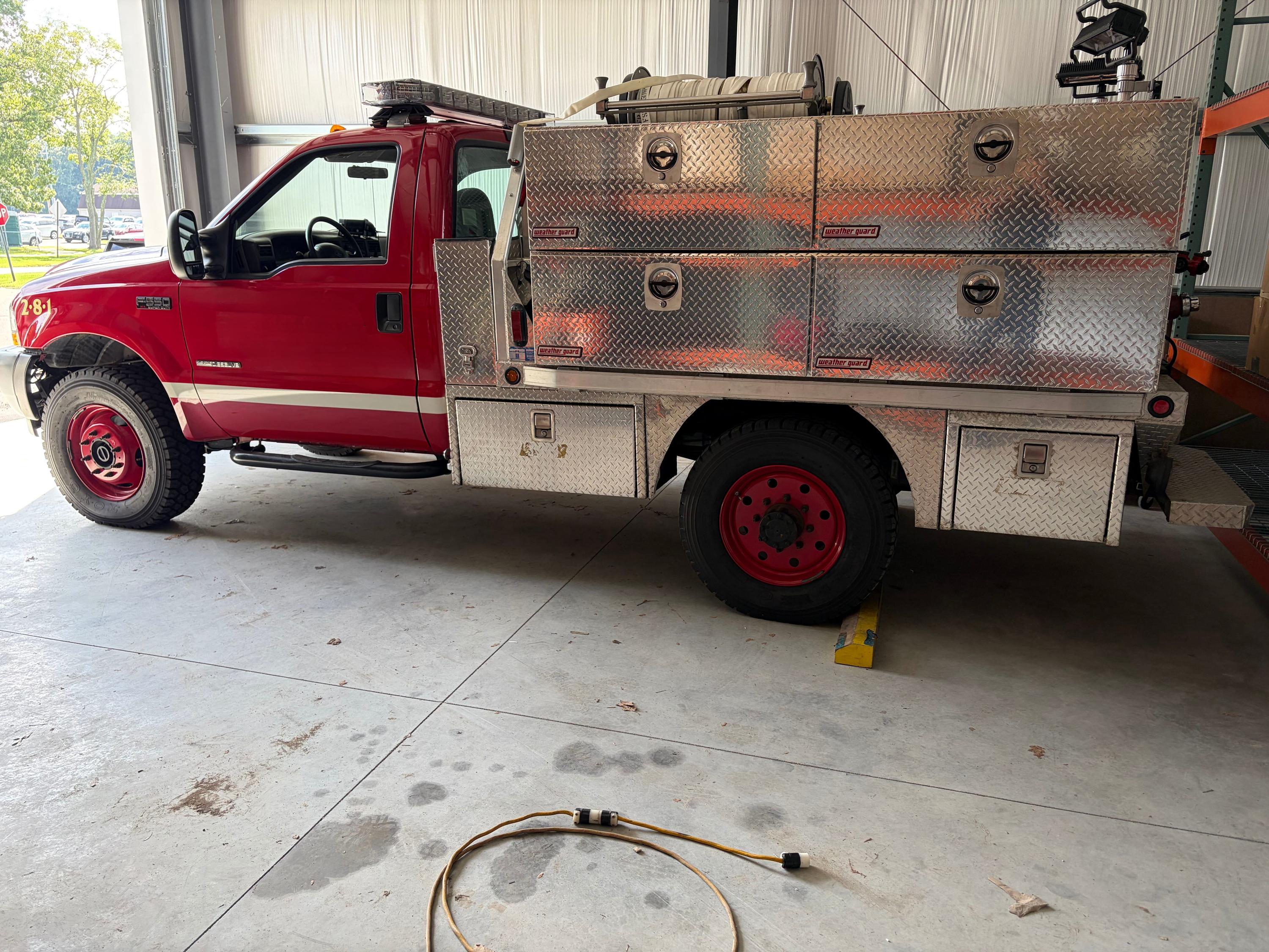 2002 Ford 4x4 Brush Truck - image 3