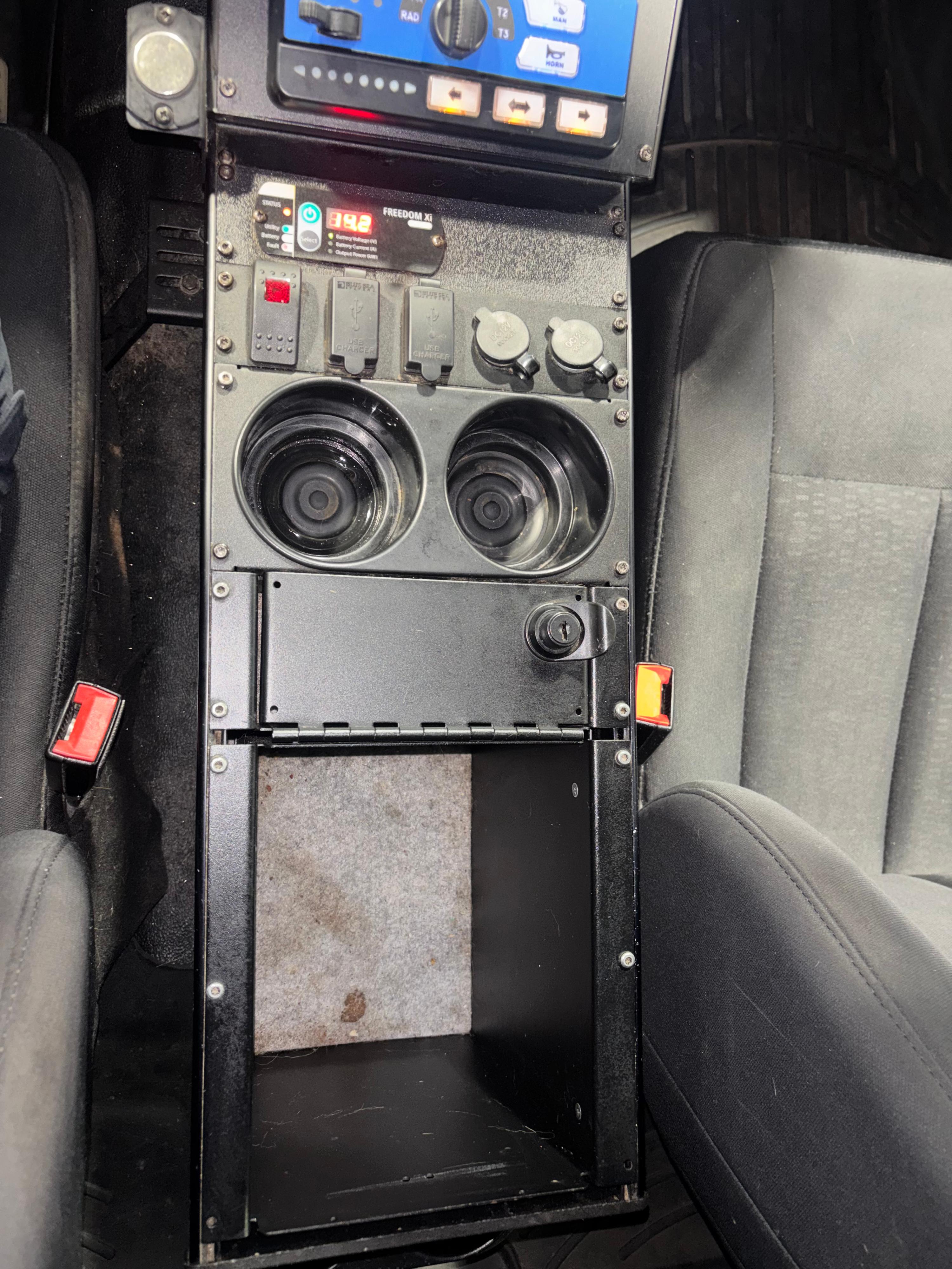 2016 Ford Expedition 4x4 Command Truck - image 23