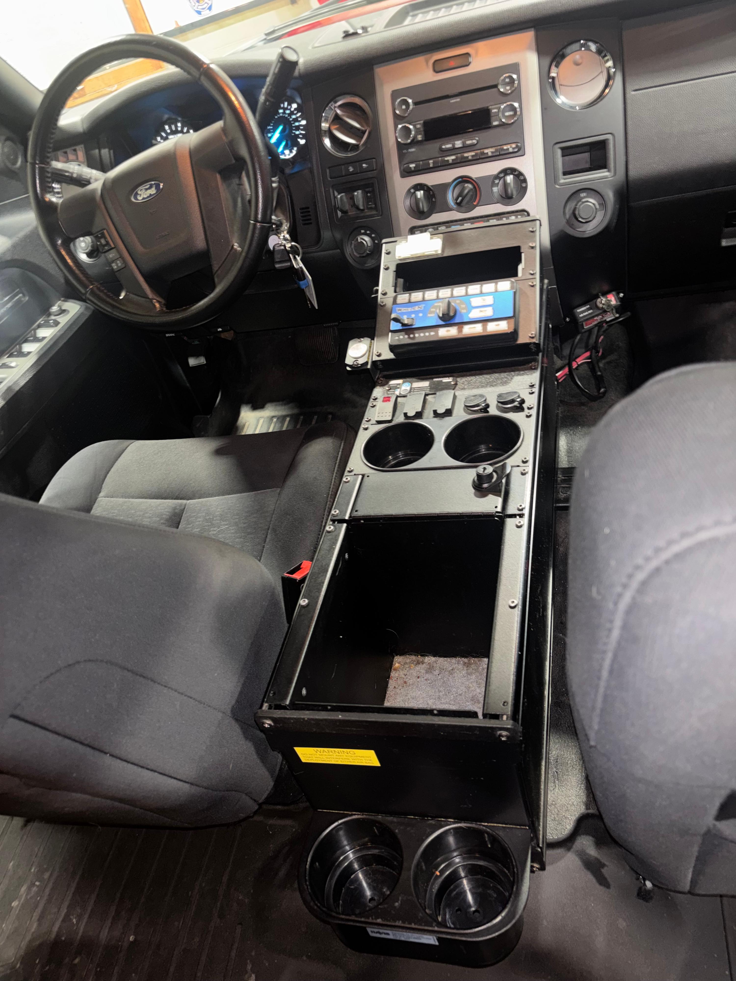 2016 Ford Expedition 4x4 Command Truck - image 10