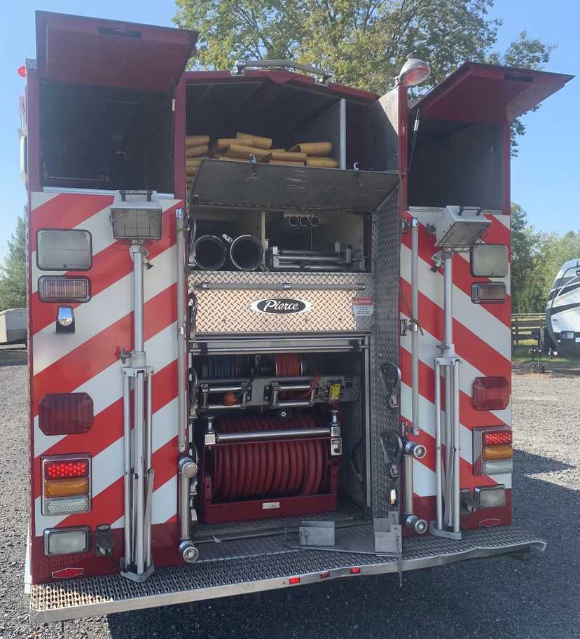 2001 Pierce Lance Rescue Pumper — photo 4