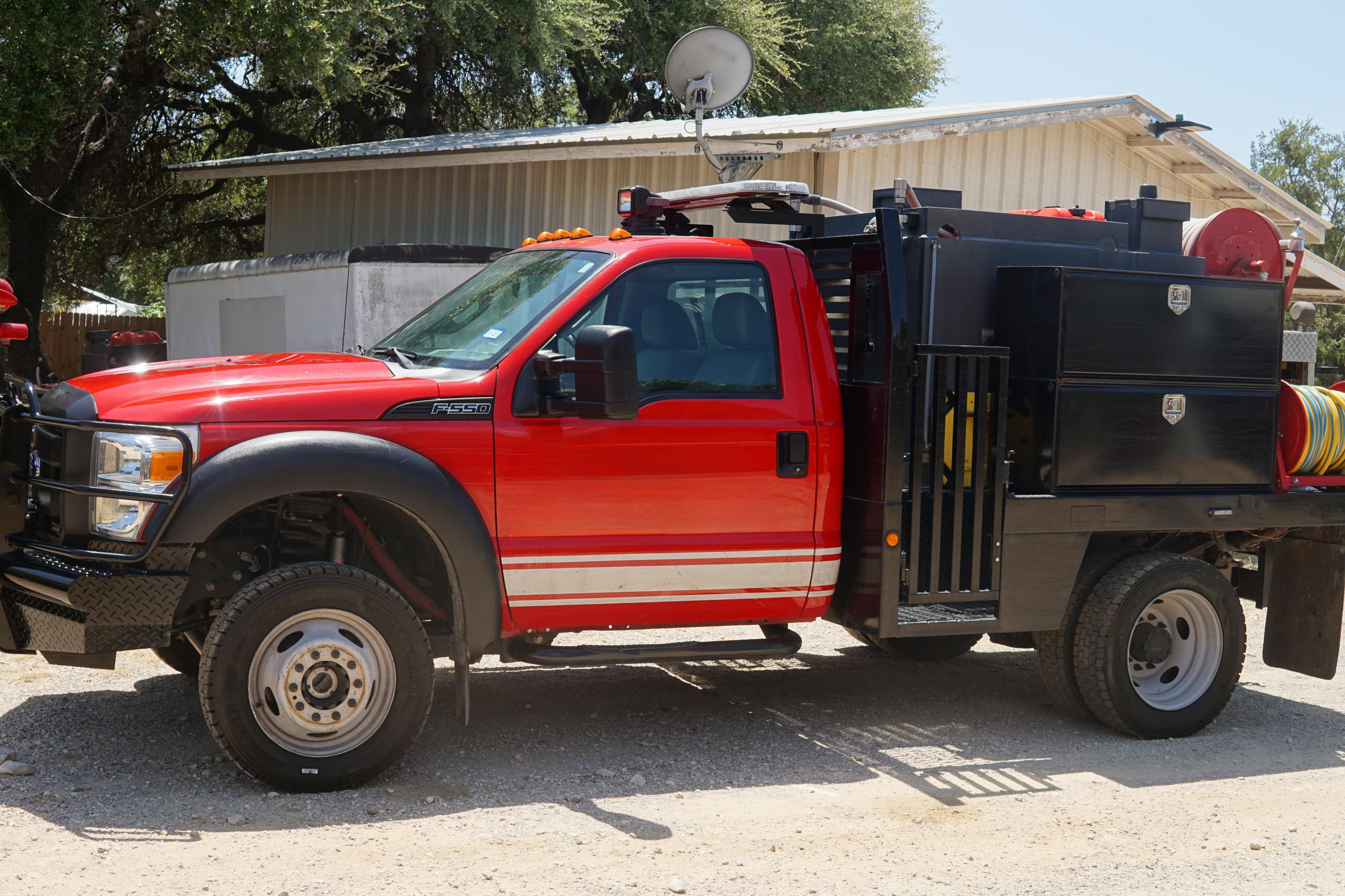 2012 Ford F550 4x4 Brush Truck - image 3