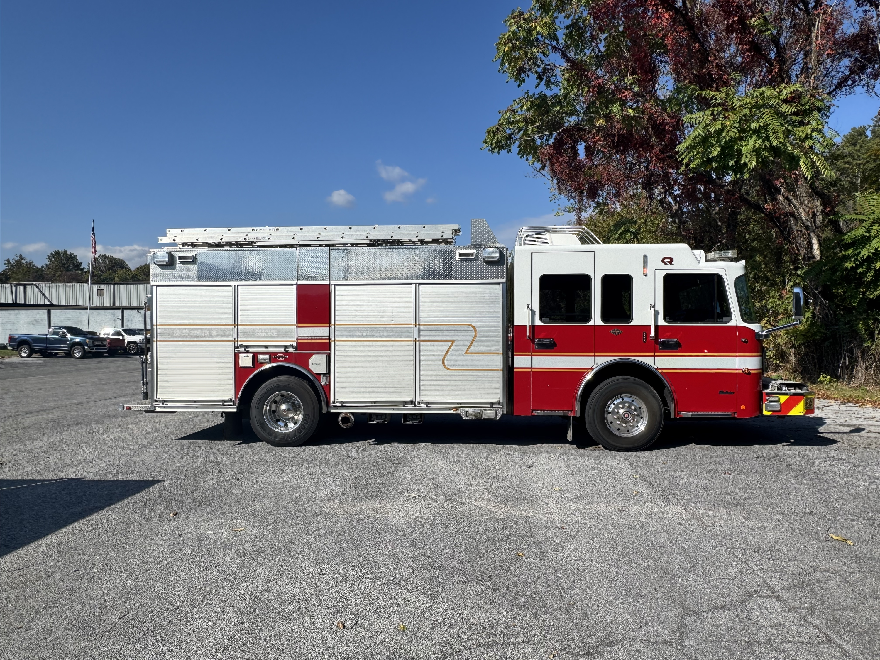 2010 Rosenbauer Spartan Pumper - image 4