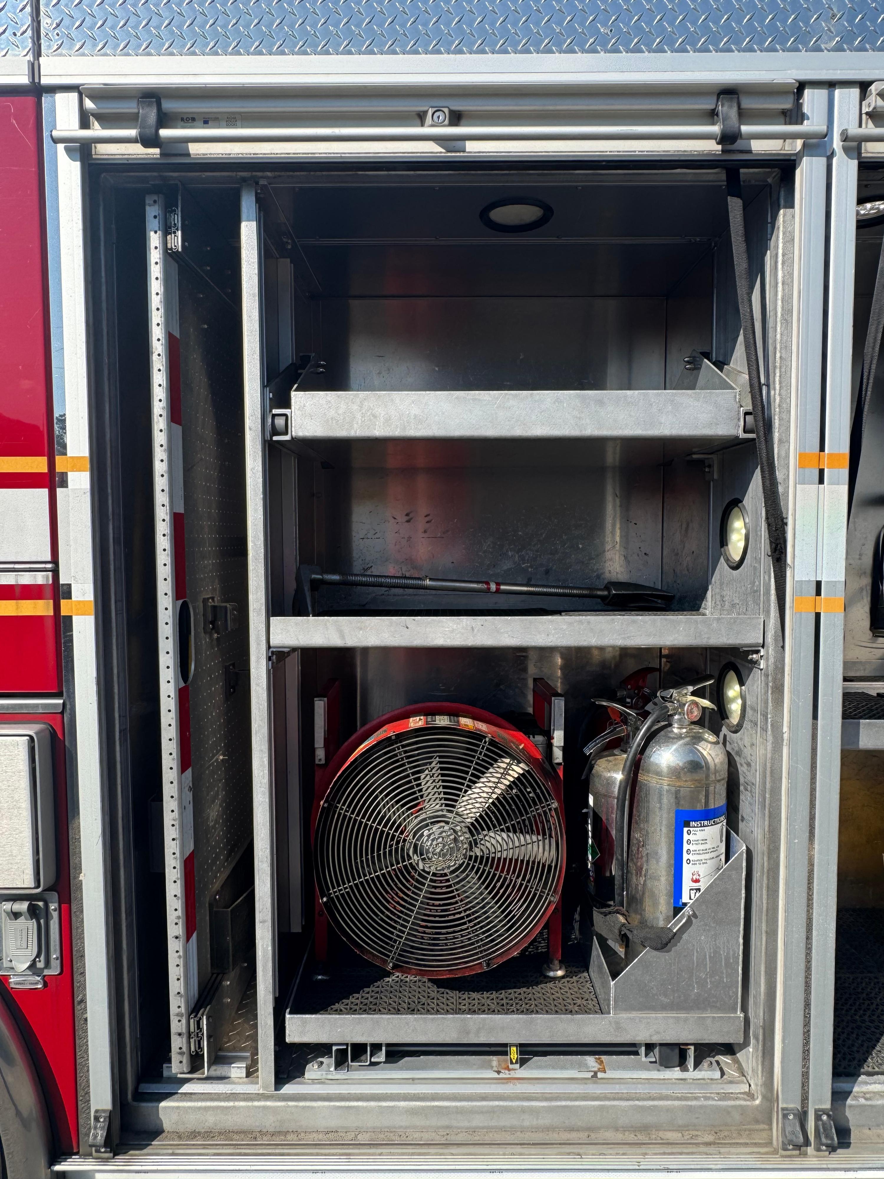 2010 Rosenbauer Spartan Pumper - image 15