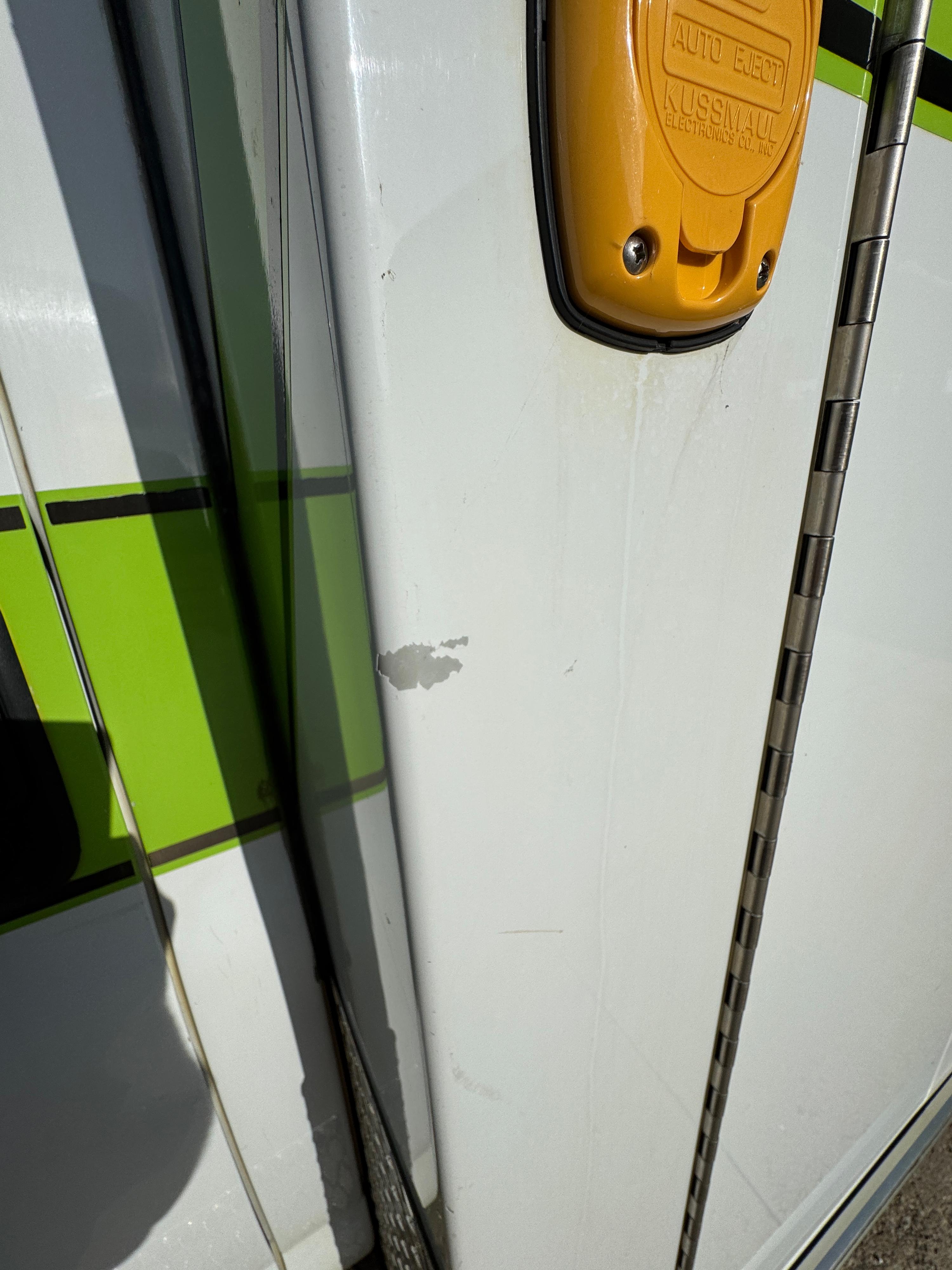 2011 Chevrolet Braun Type III Ambulance - image 9