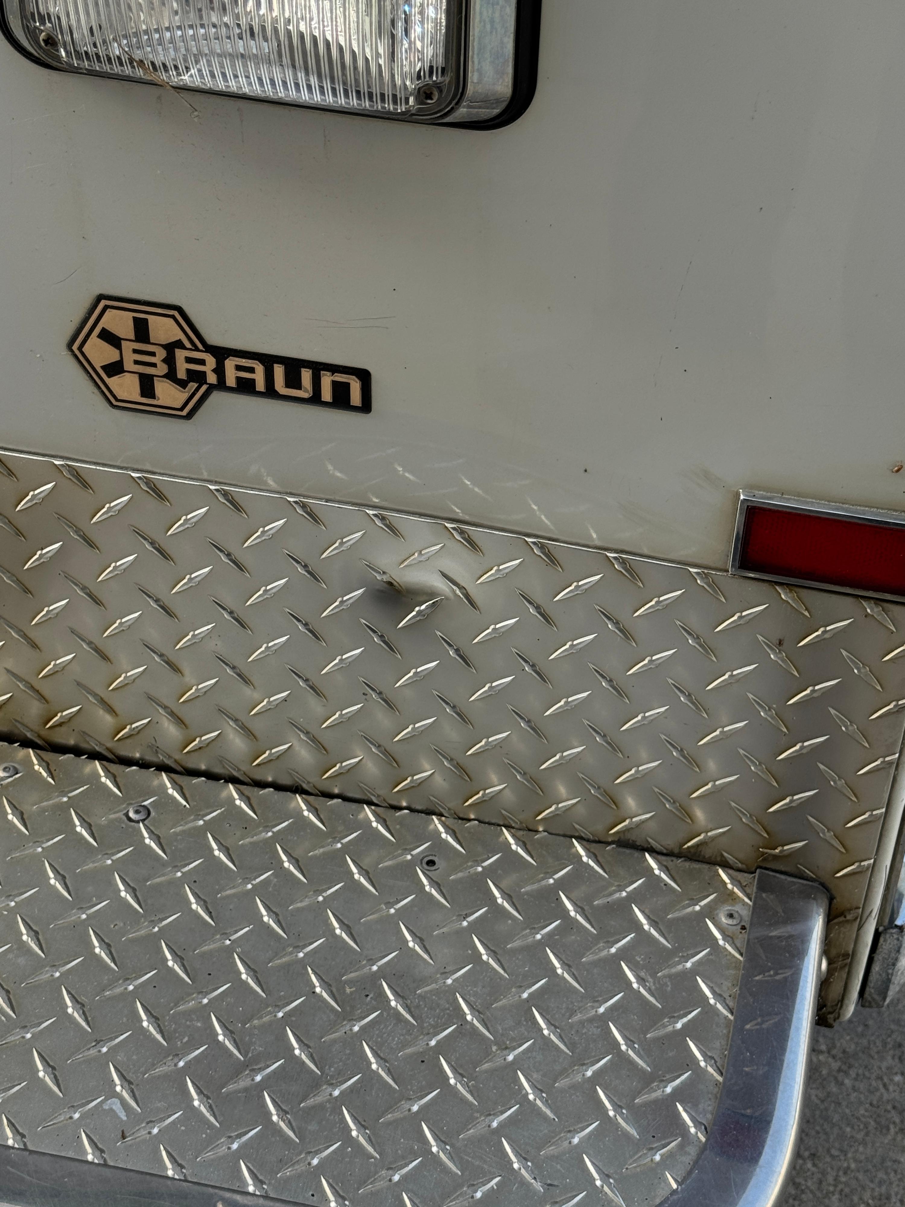 2011 Chevrolet Braun Type III Ambulance - image 12
