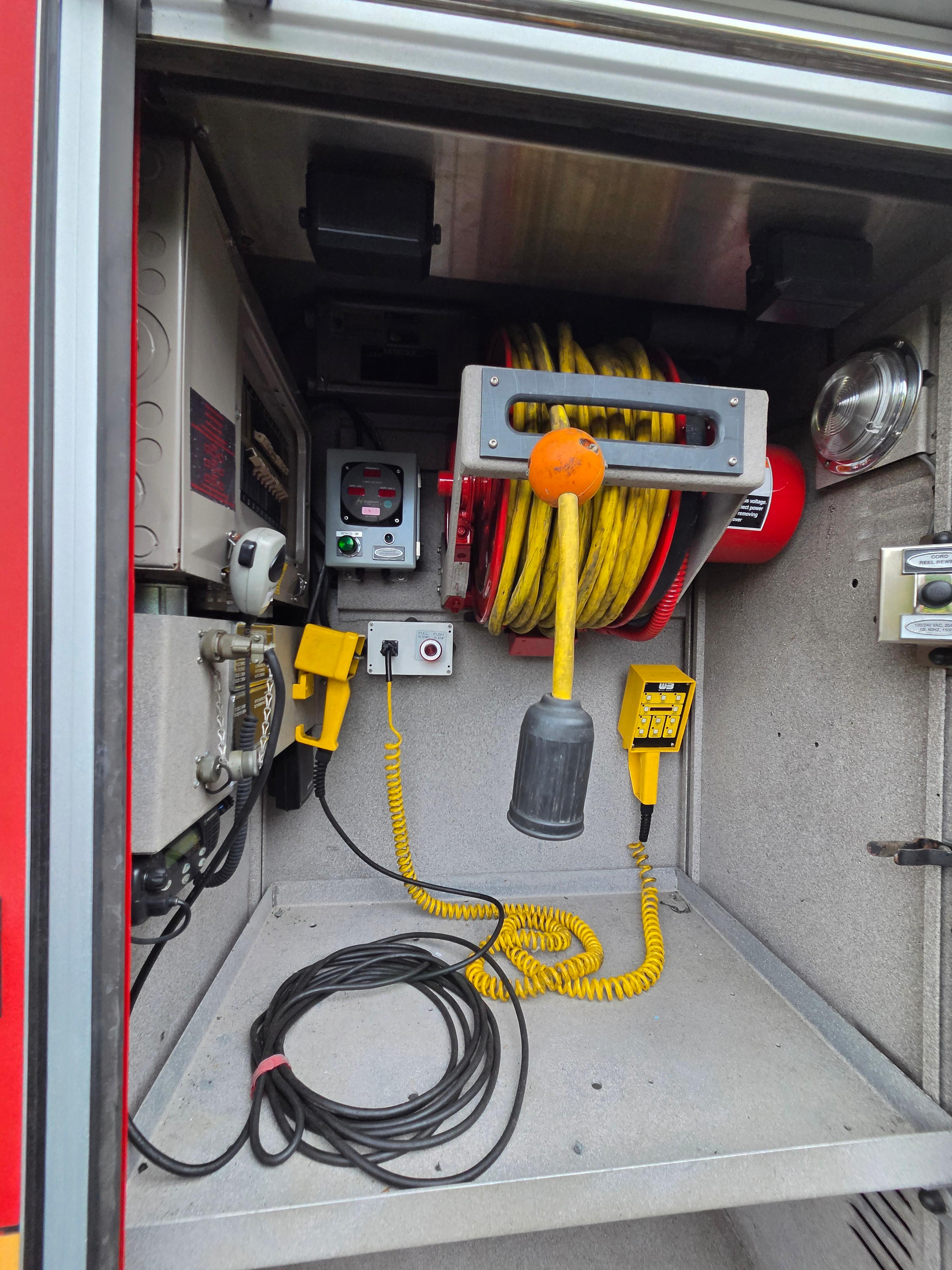 2006 Pierce Enforcer Pumper - image 17