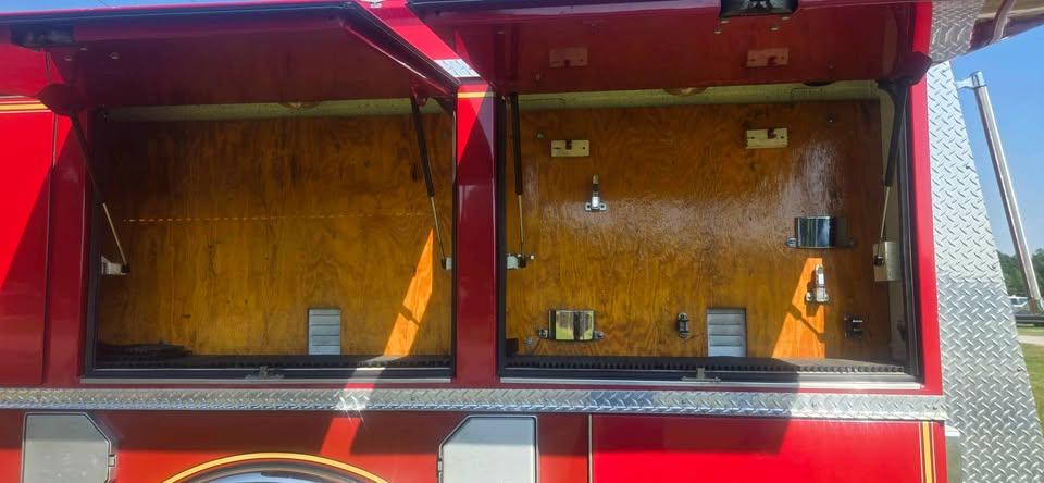 1996 Freightliner Pumper - image 5