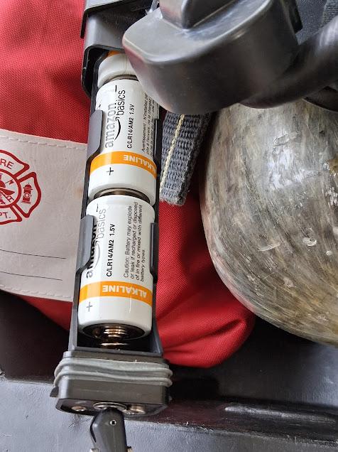 (1) Scott Air-Pak NxG2 4.5, and (1) Scott 2.2 SCBA Harness with EZ Flow Regulator - image 21