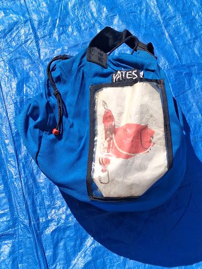 Skedco 4:1 Rescue Kit, aka "Set o' Fours," with 4 SMC Steel Carabiners, and 1 SMC Swivel, and Blue Yates Kit Storage Bag (1 set) - image 6