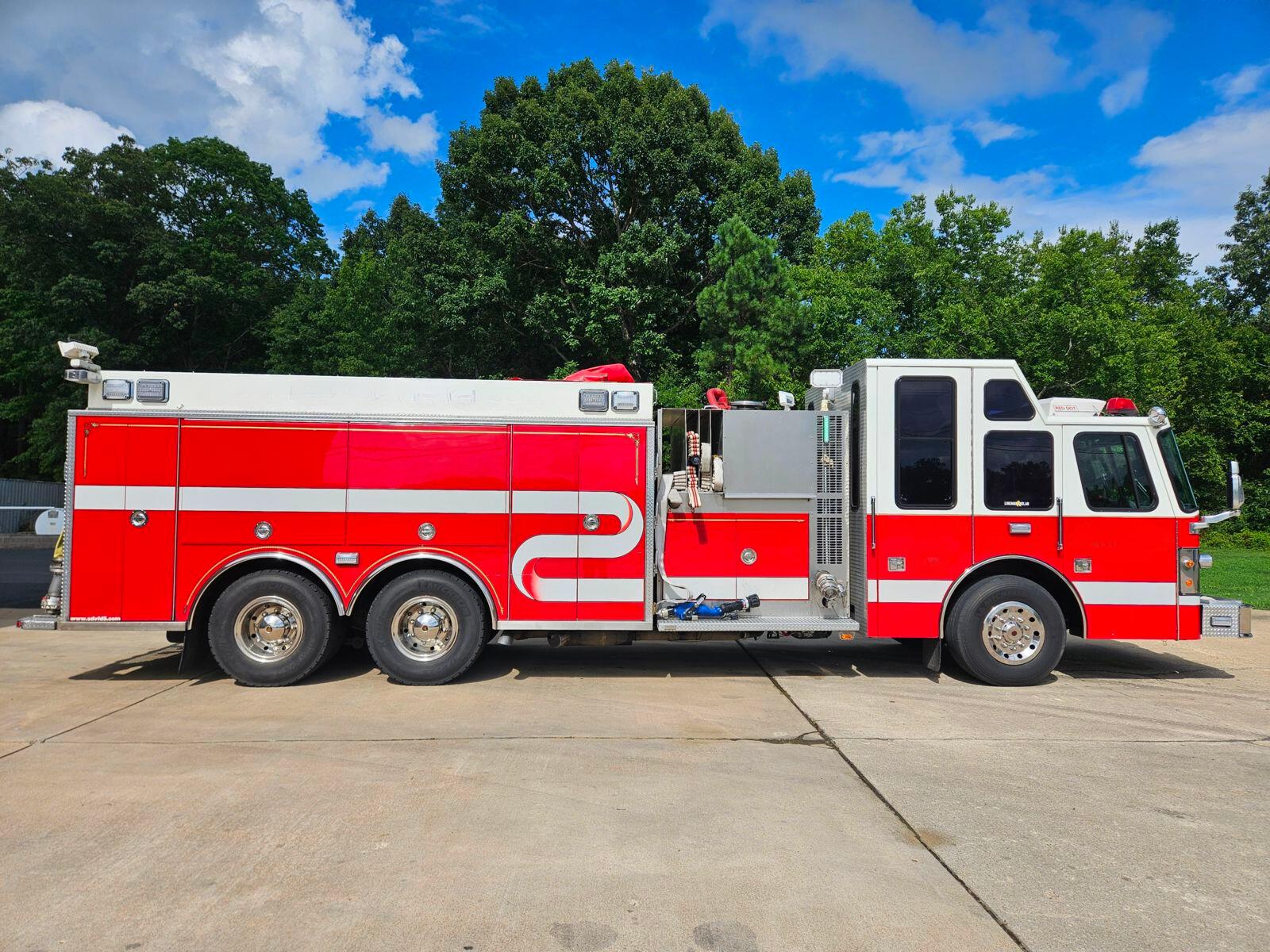 1997 Saulsbury Simon-Duplex Engine/Tanker - image 2