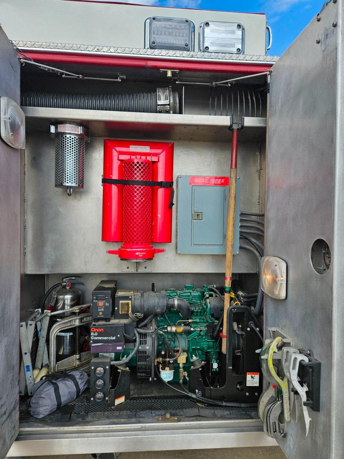 1997 Saulsbury Simon-Duplex Engine/Tanker - image 4