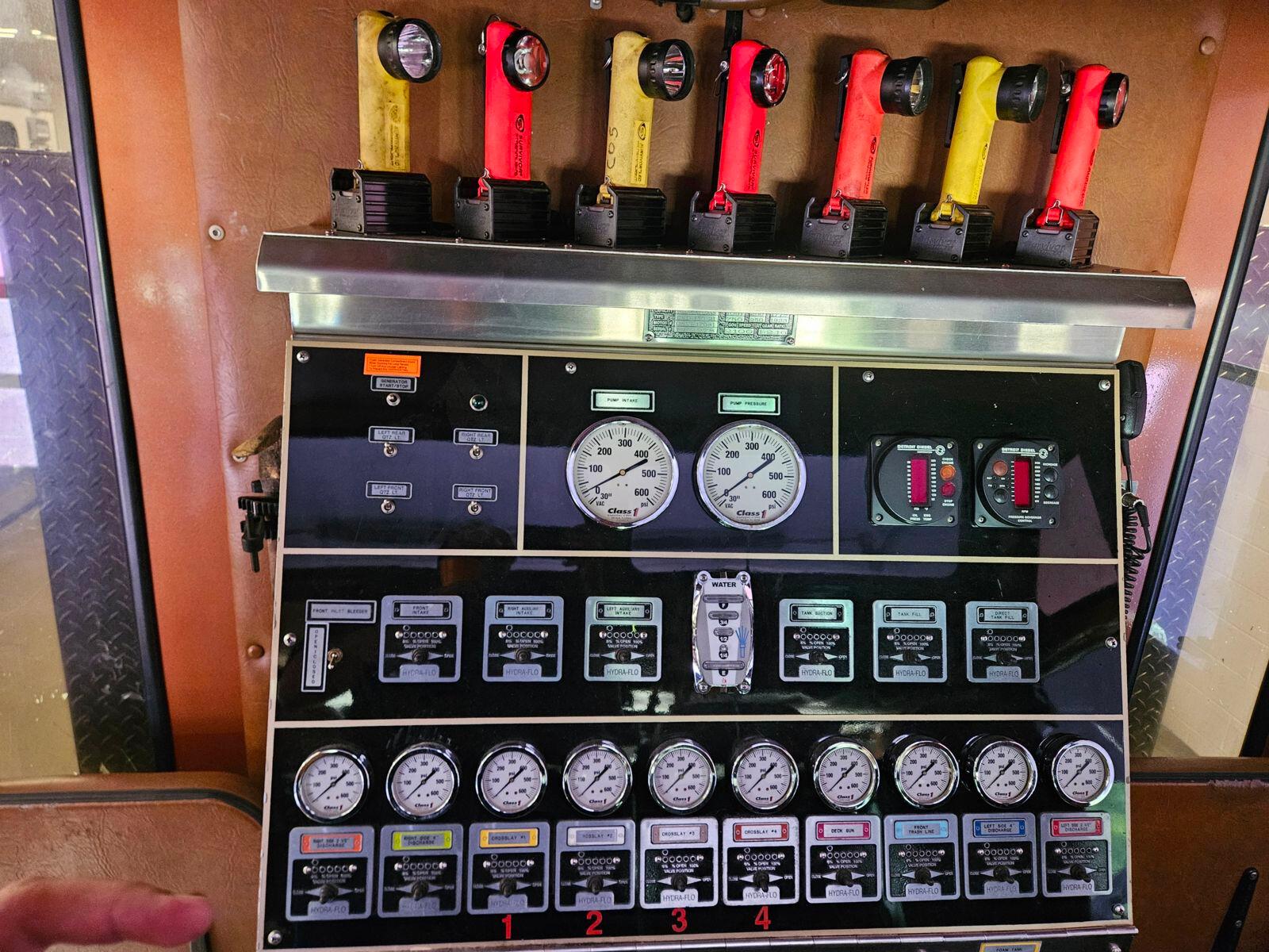 1997 Saulsbury Simon-Duplex Engine/Tanker - image 6