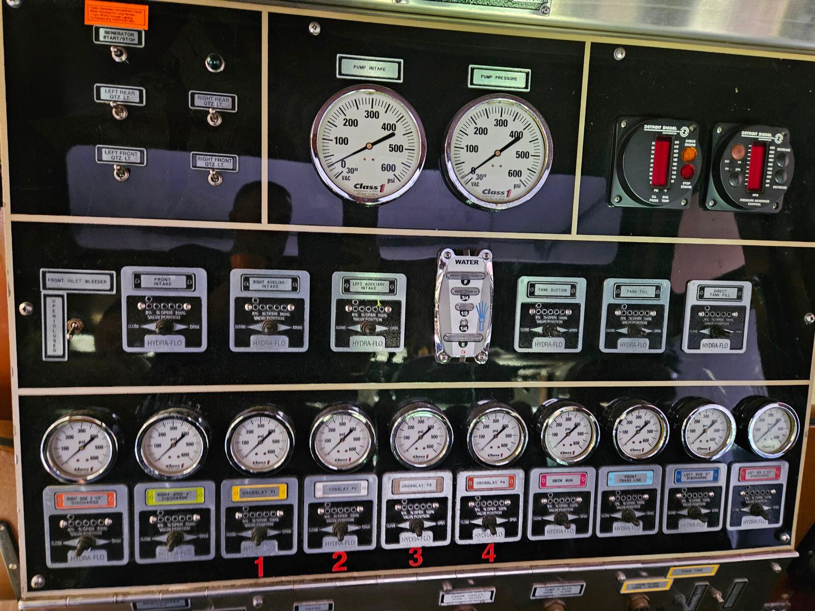 1997 Saulsbury Simon-Duplex Engine/Tanker - image 18