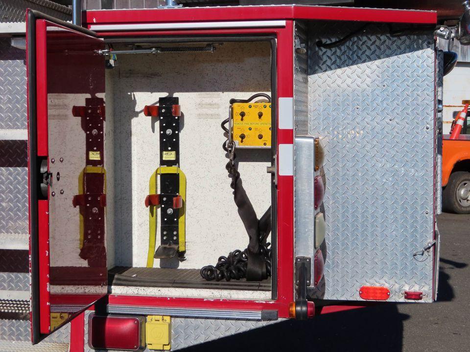 2004 American LaFrance LTI 100’ Aerial - image 14