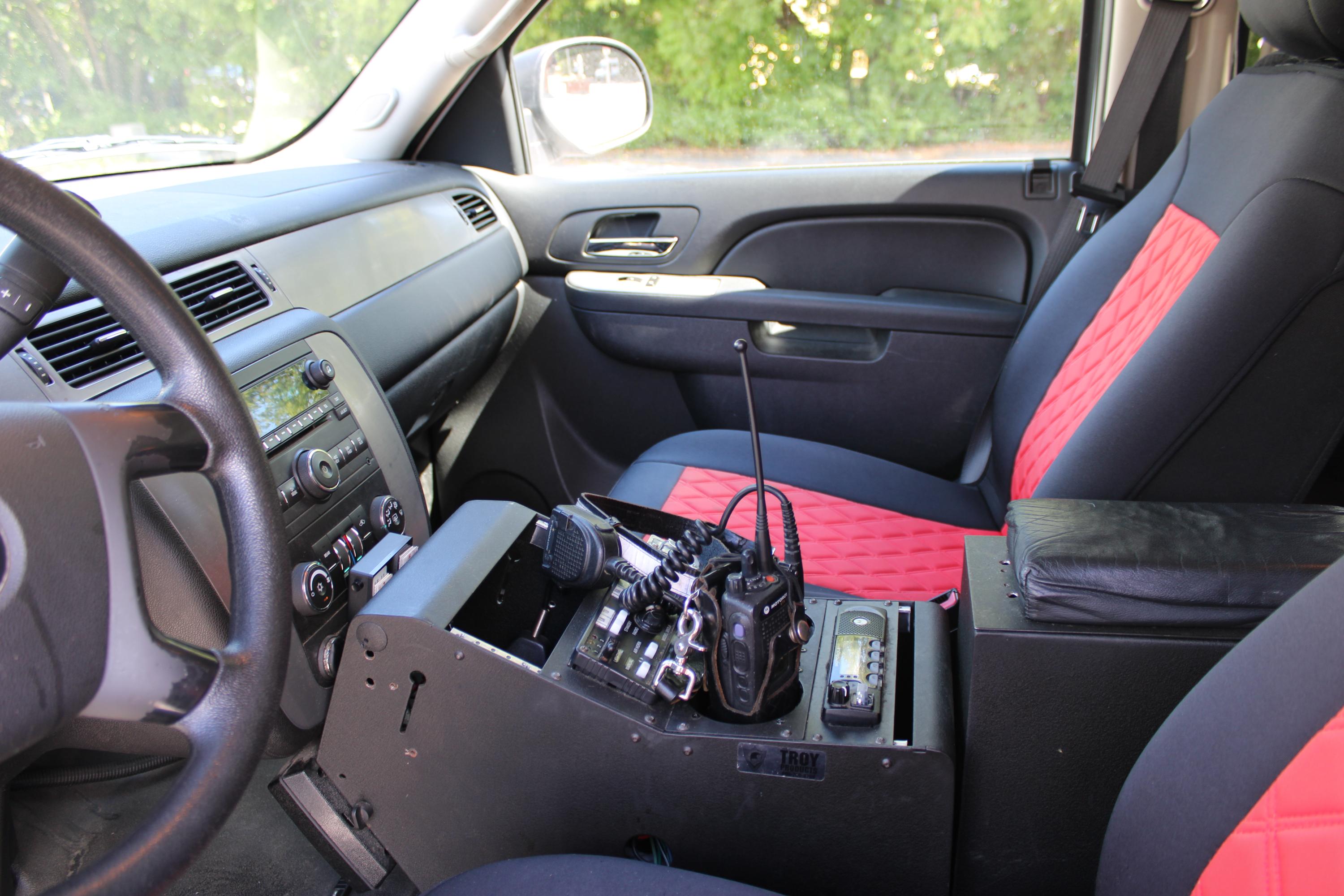 2010 Chevrolet Tahoe 4x4 Command Unit - image 12