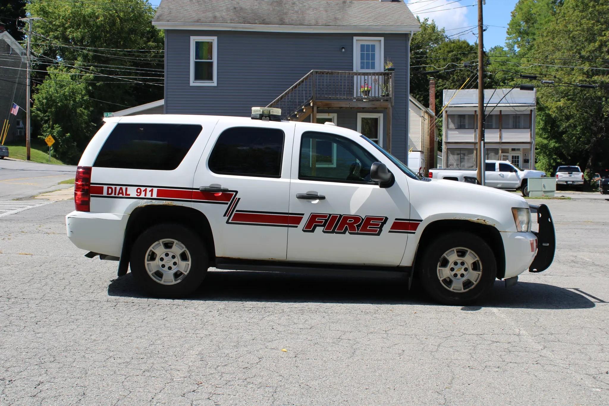 2010 Chevrolet Tahoe 4x4 Command Unit - image 4