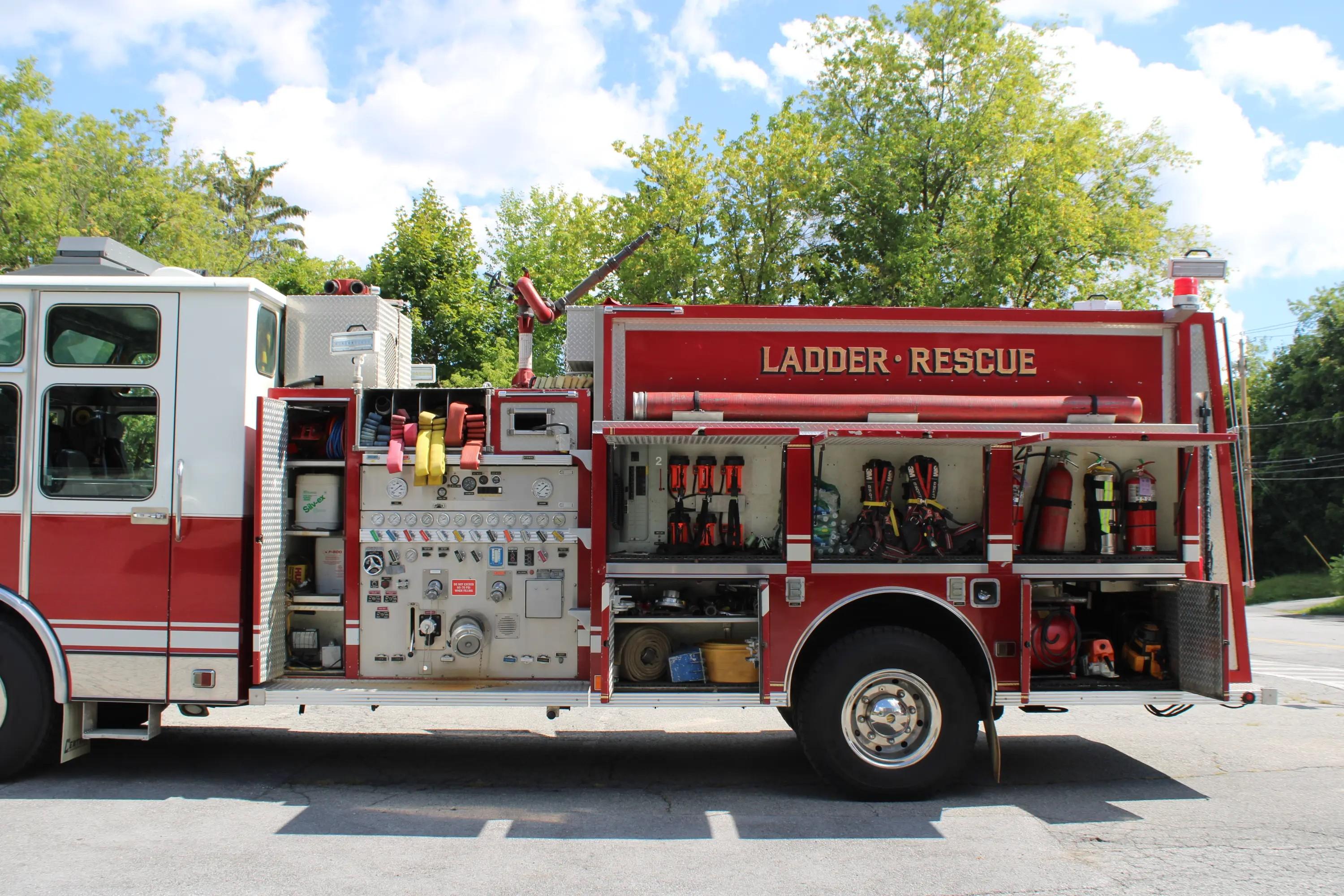 1995 Central States Spartan Pumper - image 11