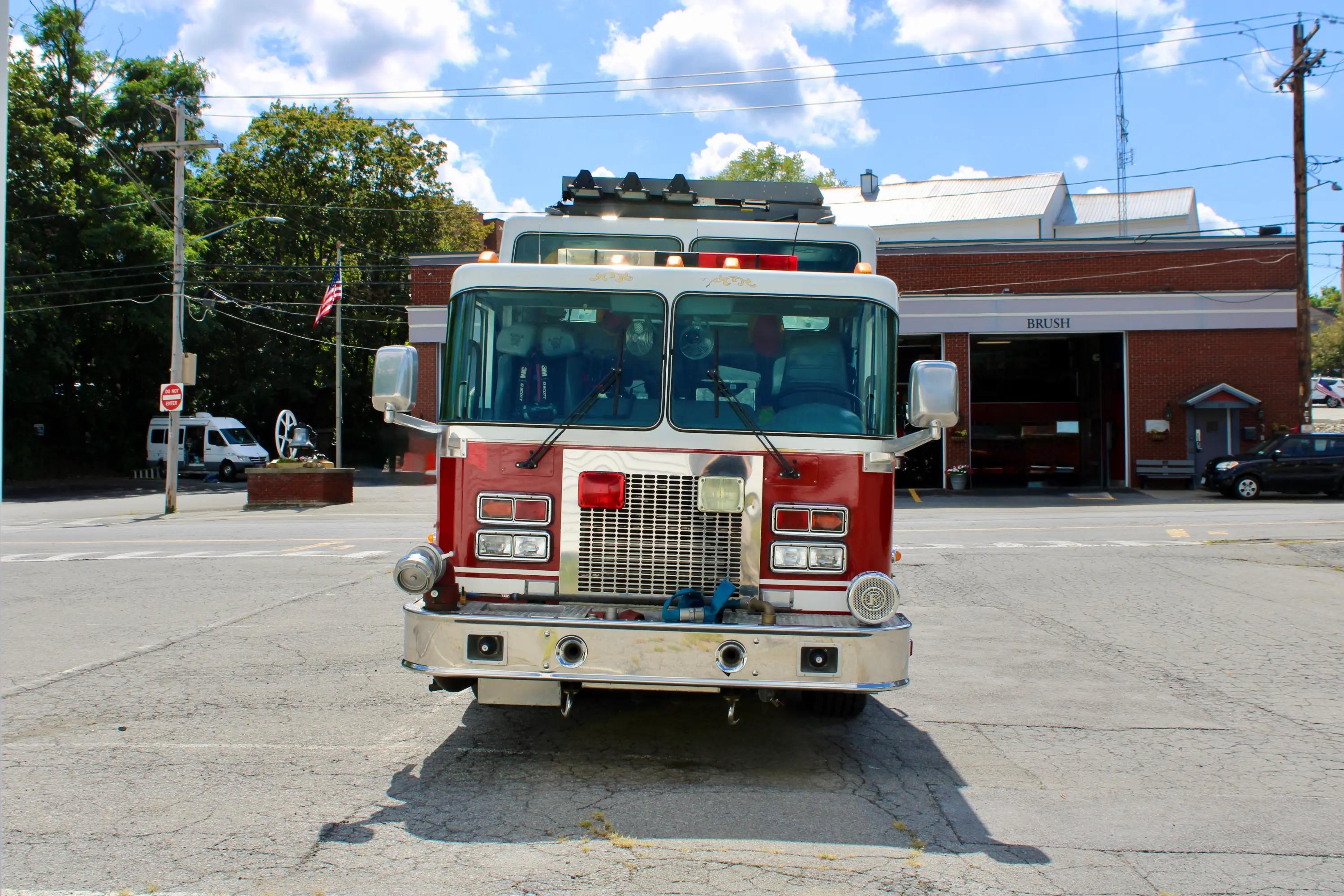 1995 Central States Spartan Pumper - image 4
