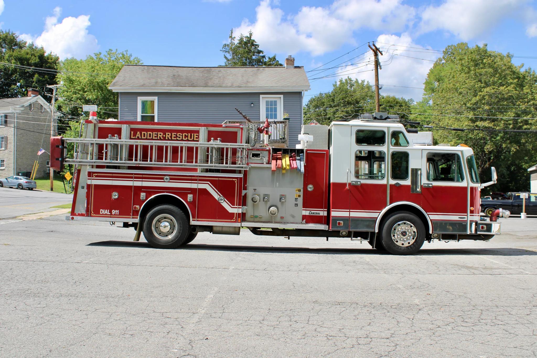 1995 Central States Spartan Pumper - image 2