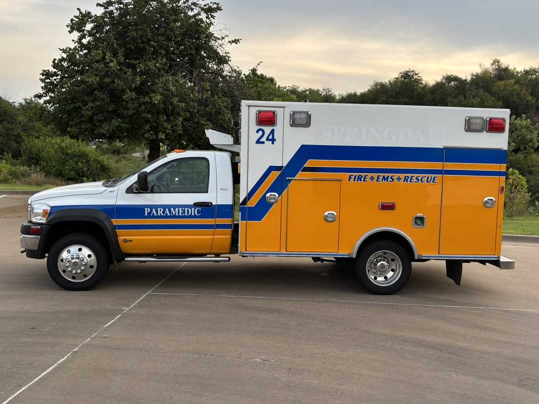 2009 Dodge 4x4 Type I Ambulance