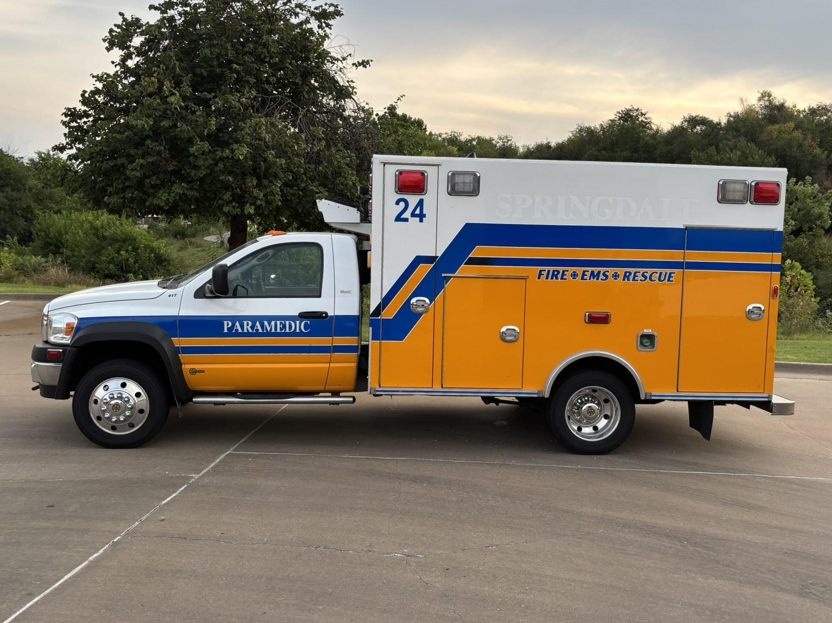 2009 Braun Dodge 4x4 Type I Ambulance - image 1