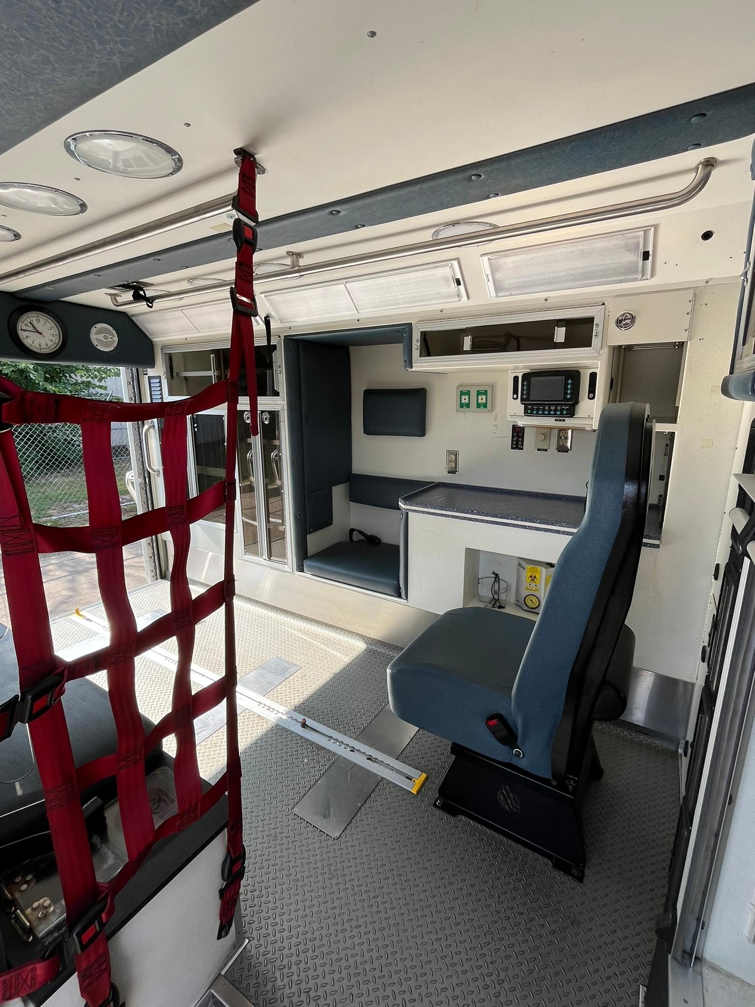 2009 Braun Dodge 4x4 Type I Ambulance - image 14