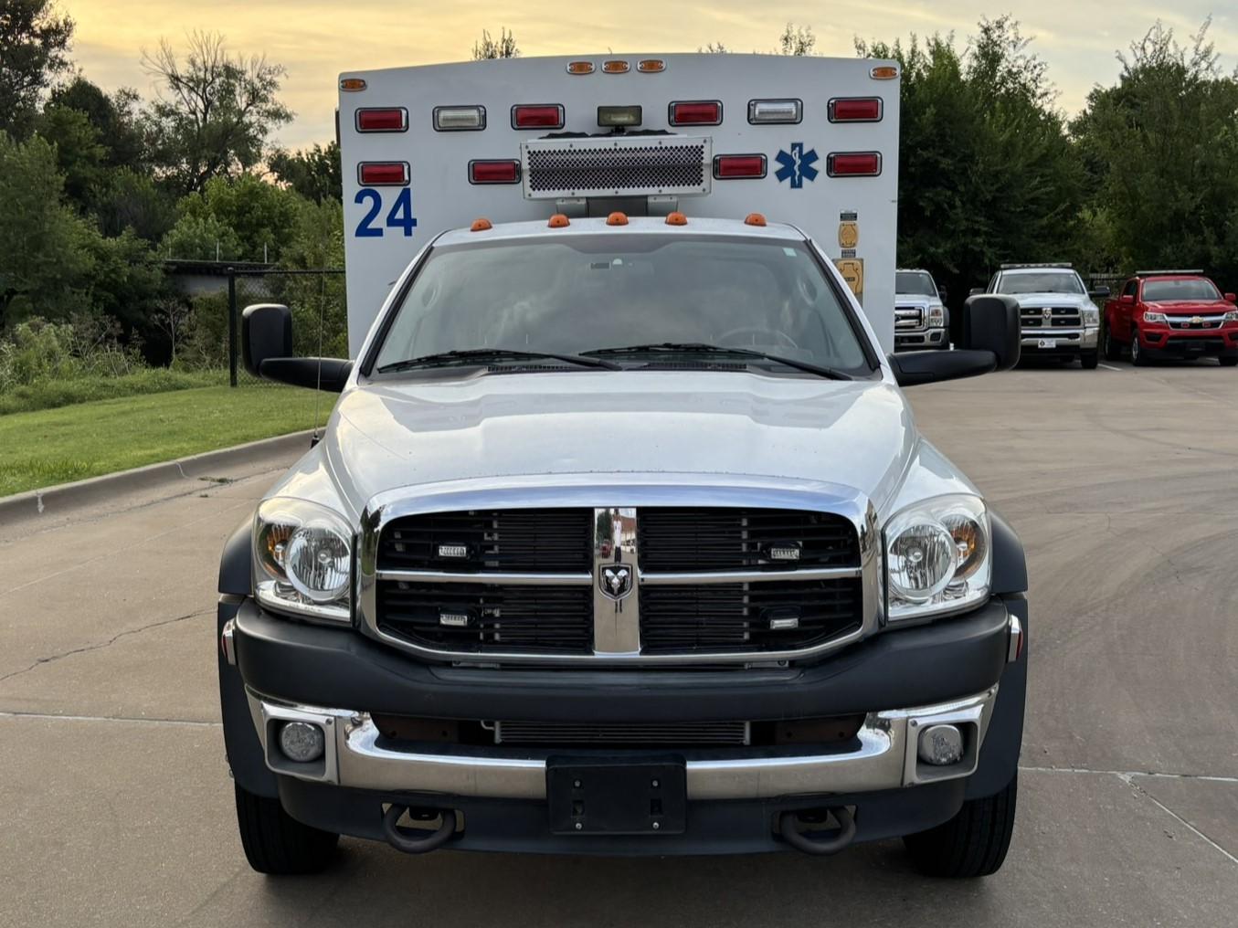 2009 Braun Dodge 4x4 Type I Ambulance - image 3