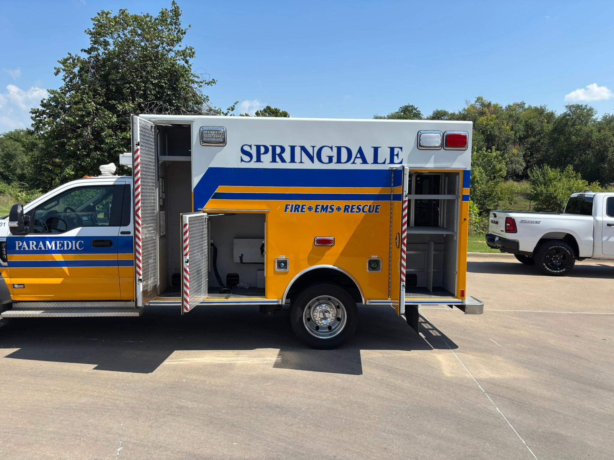 2018 Ford Braun 4x4 Type I Ambulance - image 6