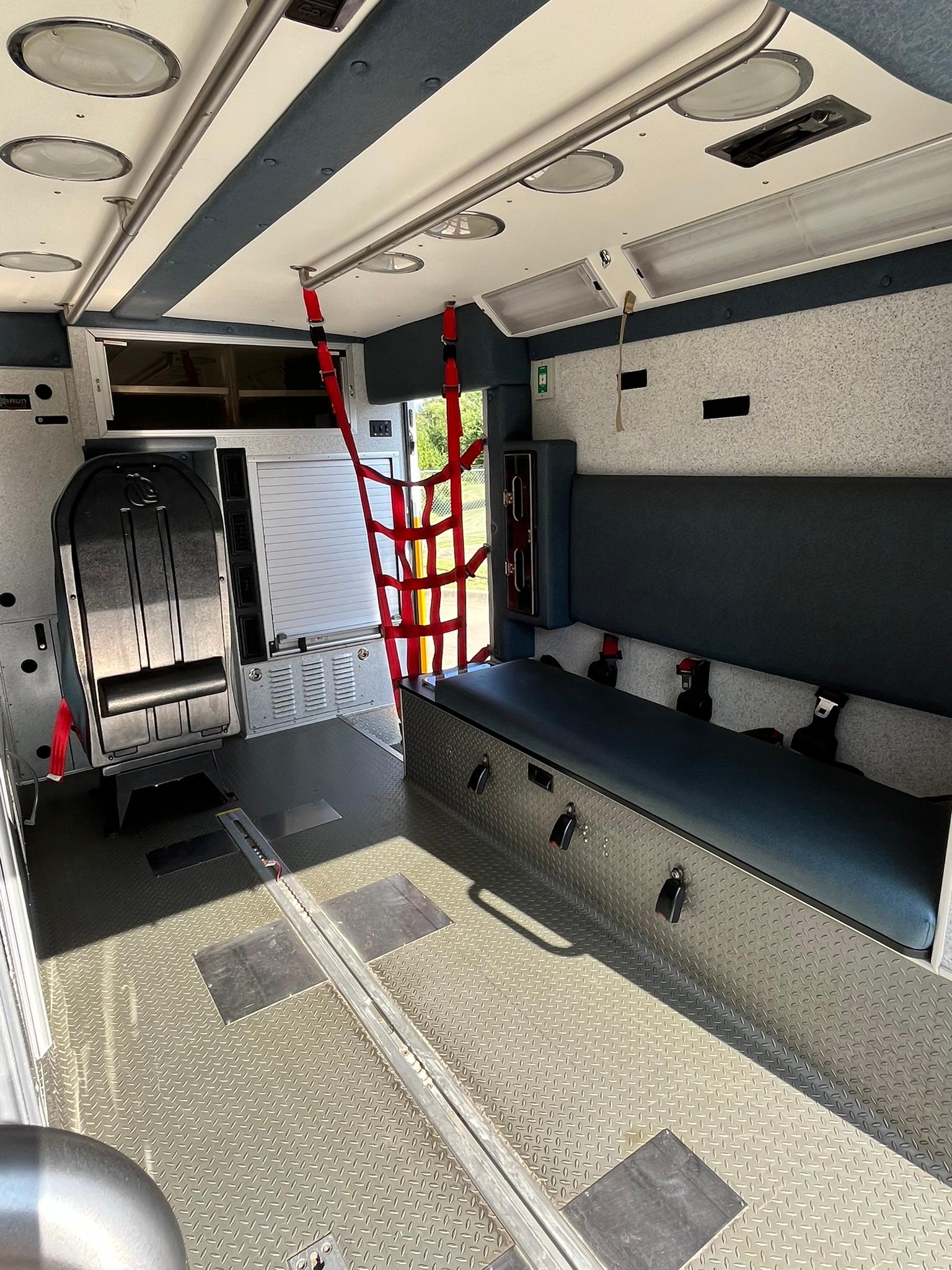 2018 Ford Braun 4x4 Type I Ambulance - image 11