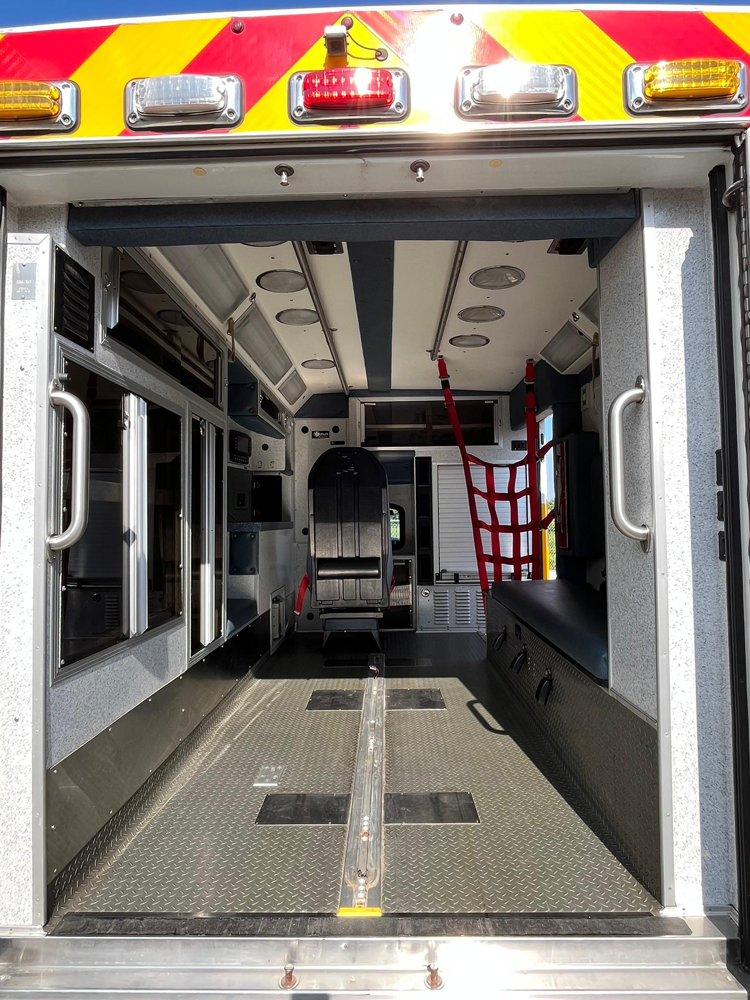 2018 Ford Braun 4x4 Type I Ambulance - image 10
