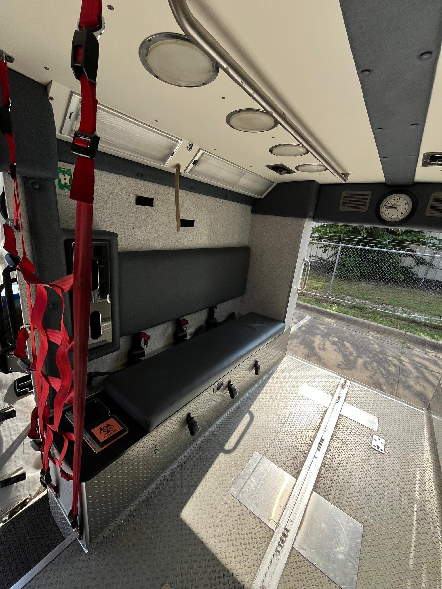 2018 Ford Braun 4x4 Type I Ambulance - image 18