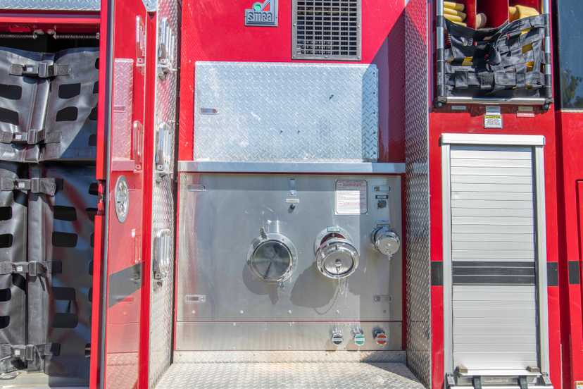 2006 Smeal Spartan Pumper — photo 6