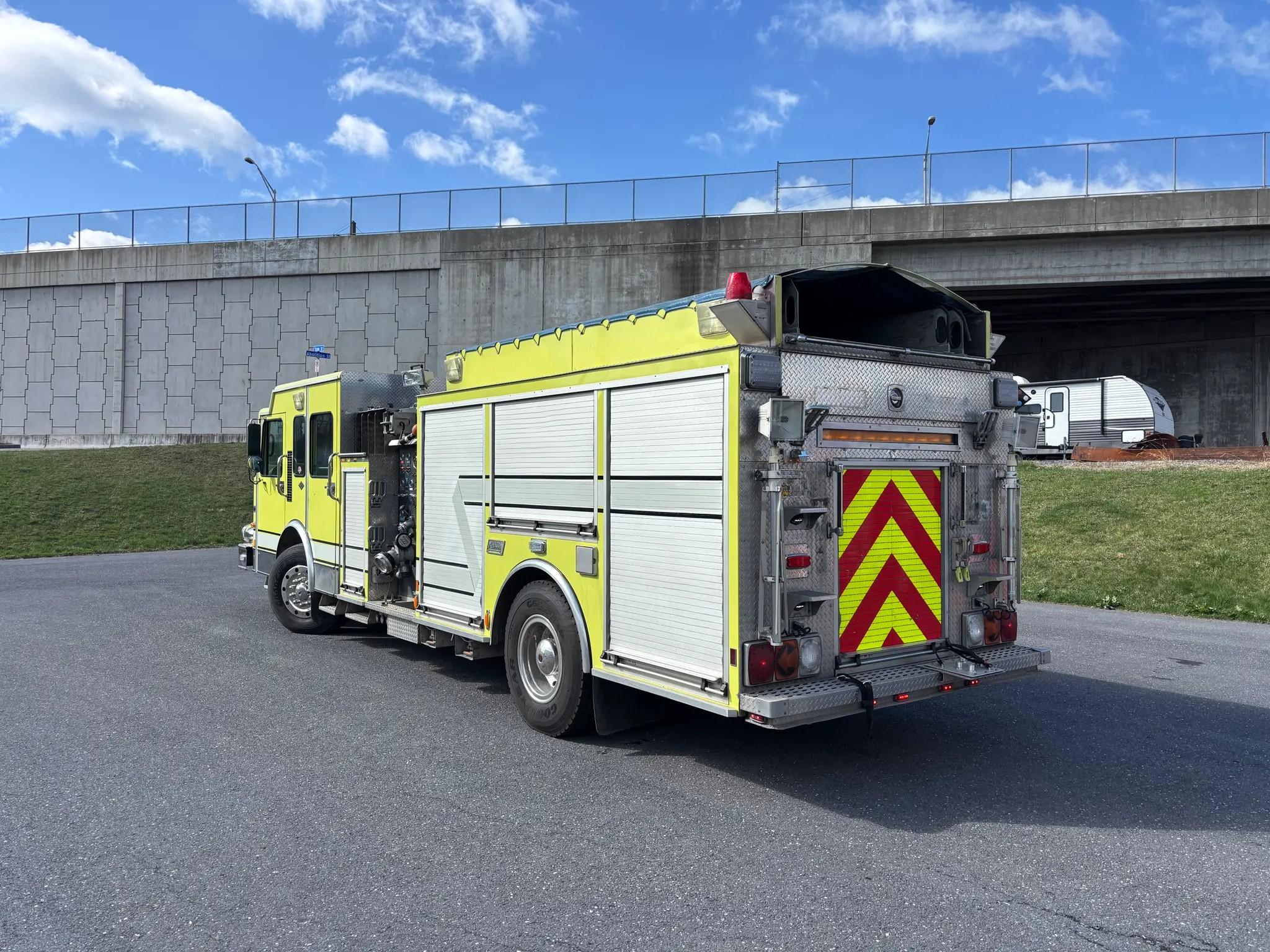1997 Spartan/New Lexington Engine (1750/1000) - image 8