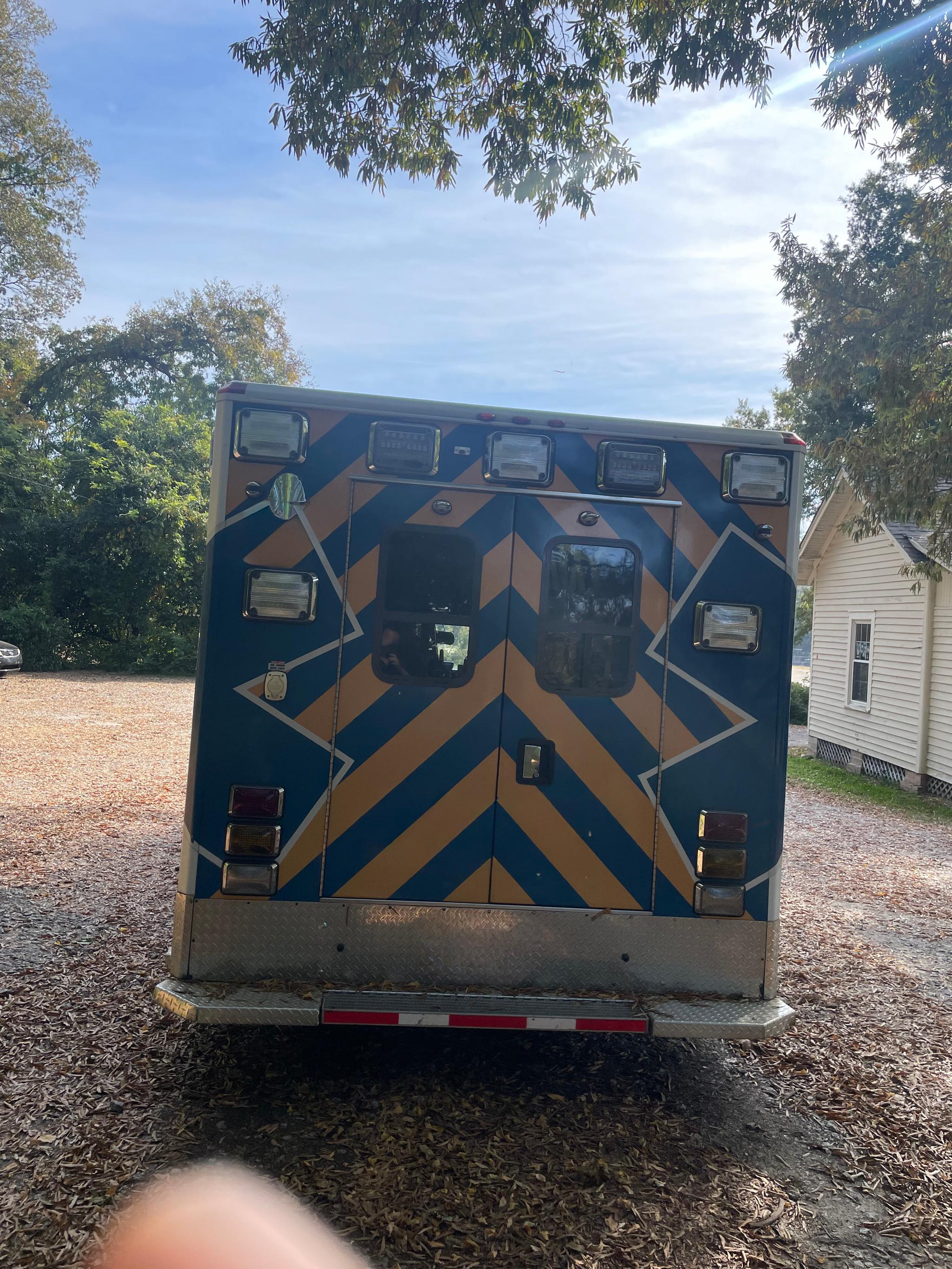 2015 AEV Ford Type III Ambulance - image 3