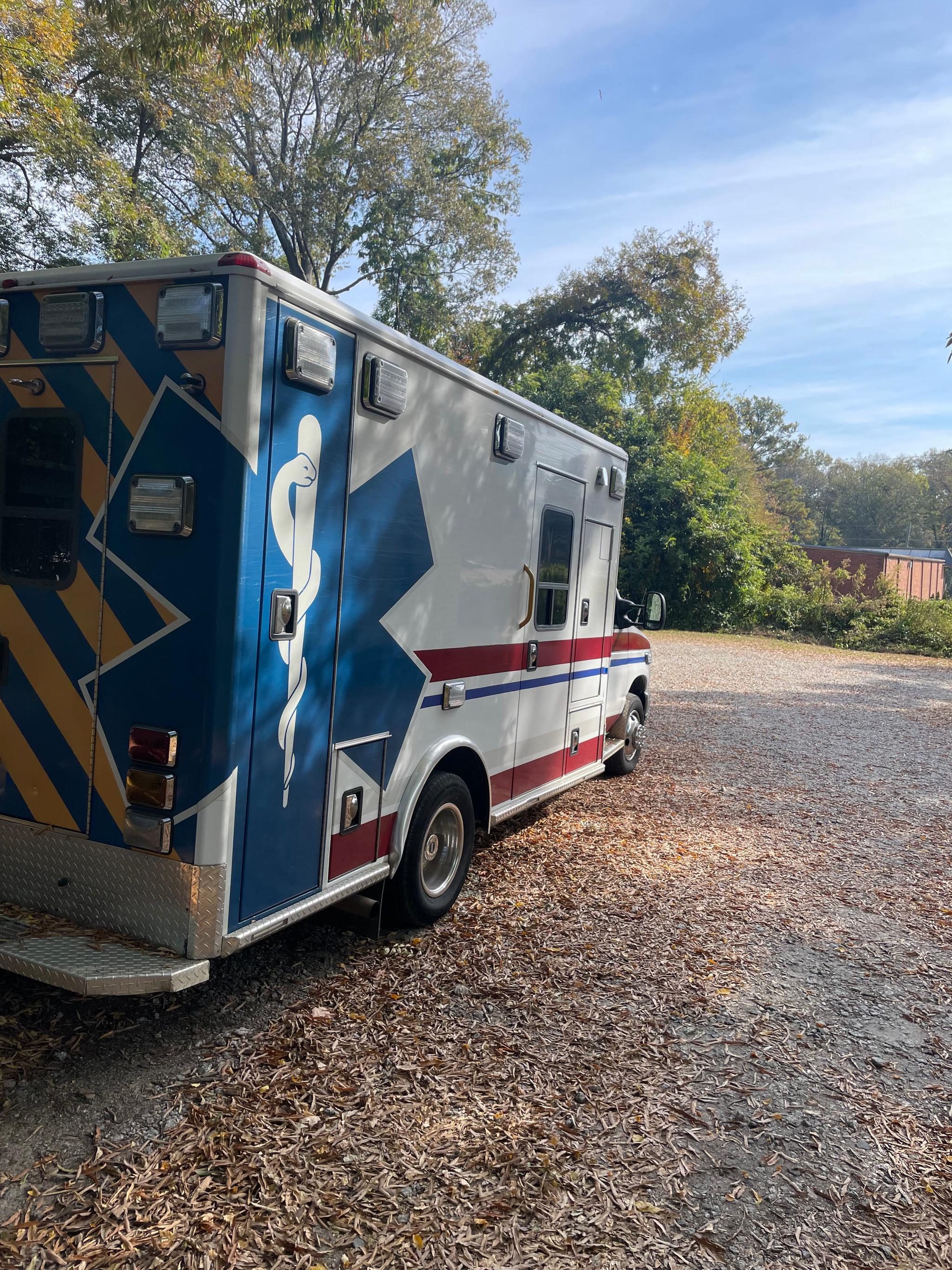 2015 AEV Ford Type III Ambulance - image 2