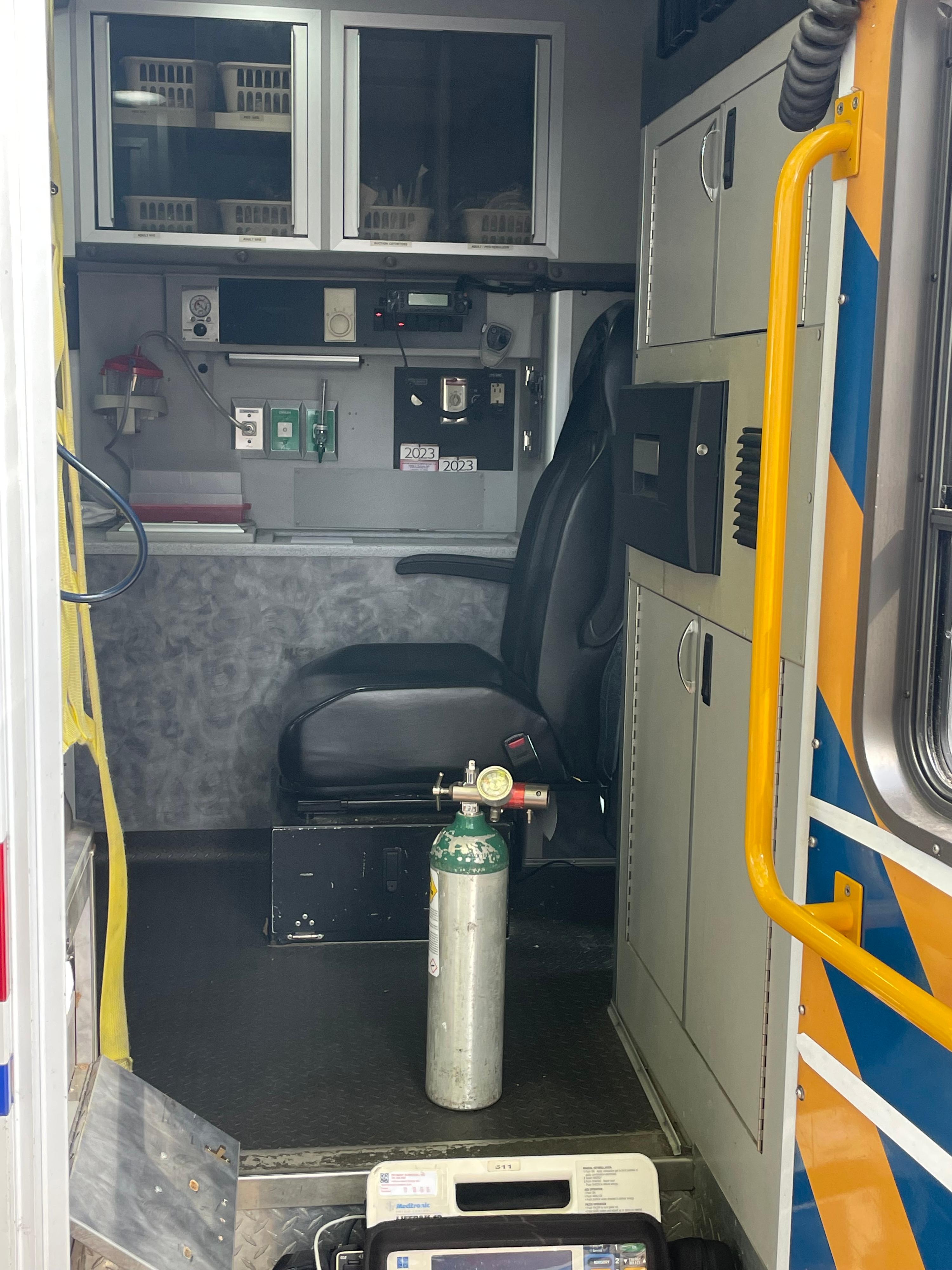 2015 AEV Ford Type III Ambulance - image 10