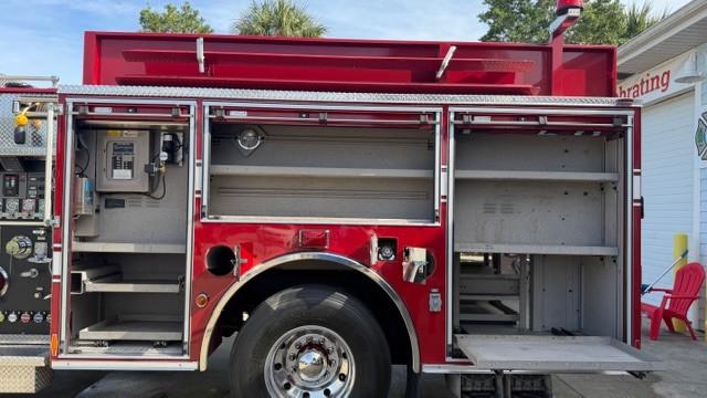2004 Pierce Enforcer Pumper - image 8