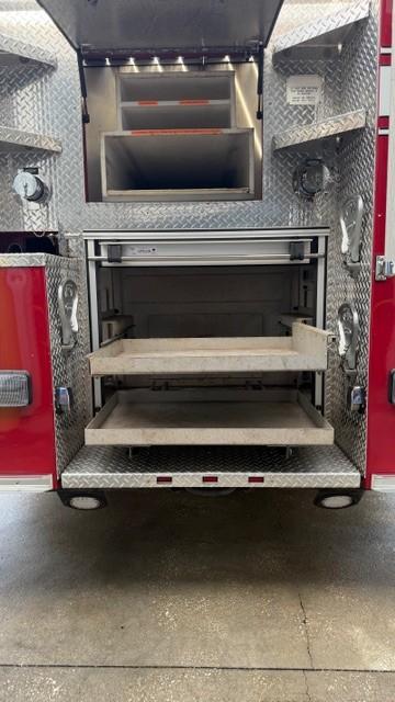 2004 Pierce Enforcer Pumper - image 10