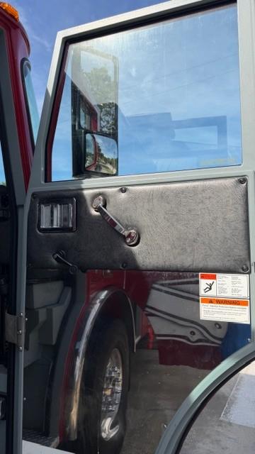 2004 Pierce Enforcer Pumper - image 19