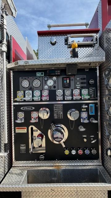 2004 Pierce Enforcer Pumper - image 39