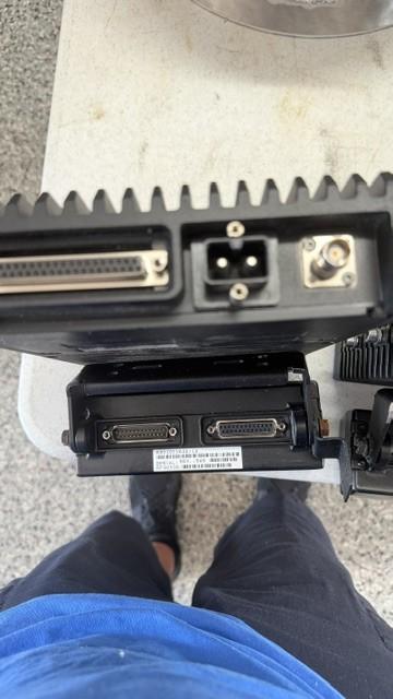2 under seat radios with remote heads - image 3