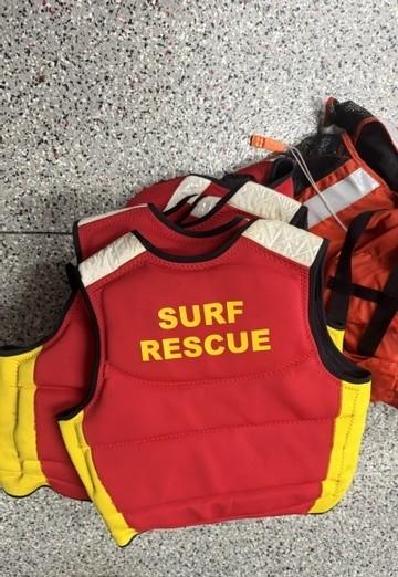 Personal floatation devices, surf rescue - image 5