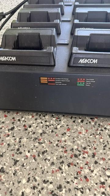 Radio charging station - image 3