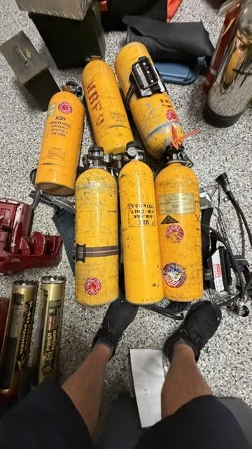 Scott Air pack Bottles - image 3