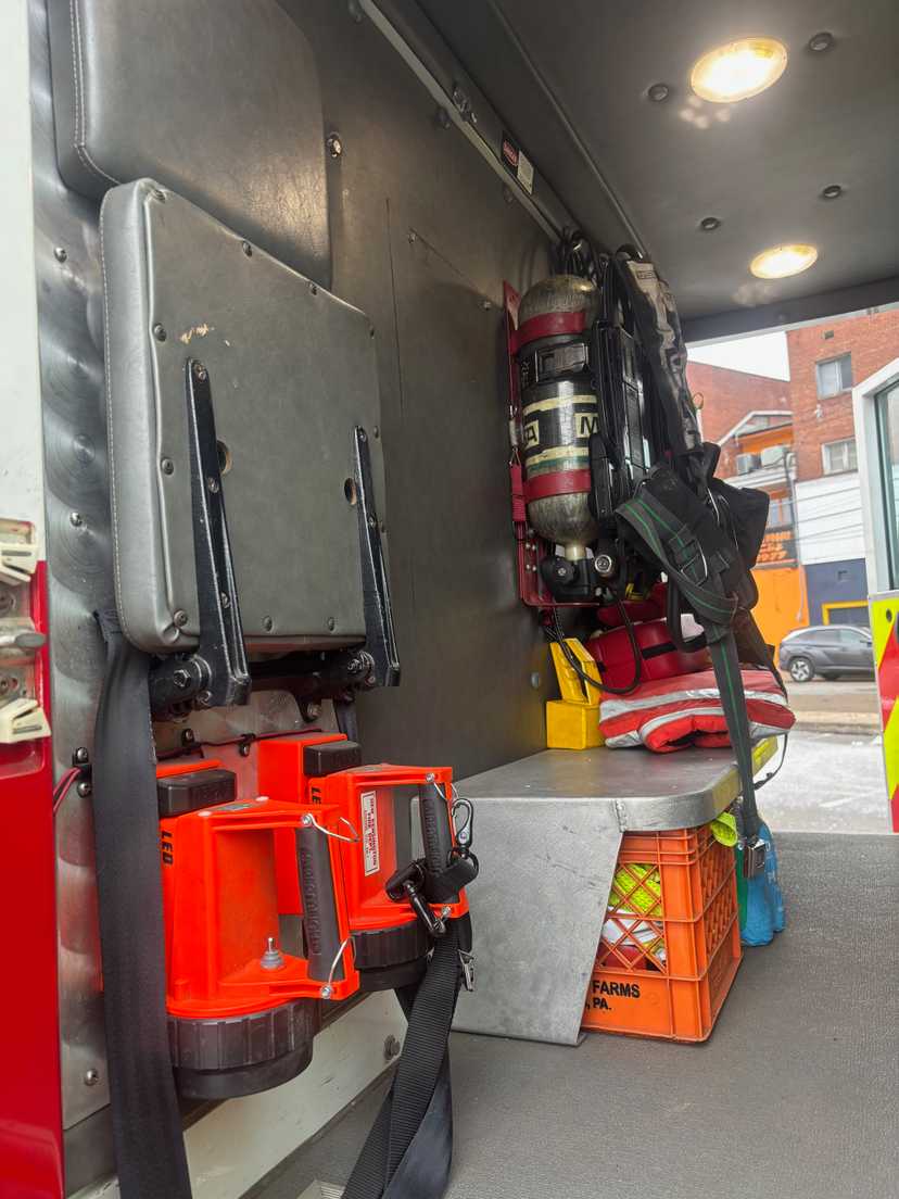 1998 New Lexington Spartan Light Rescue — photo 5