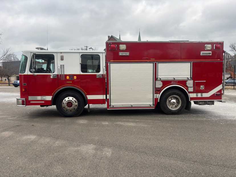 1998 New Lexington Spartan Light Rescue — photo 2