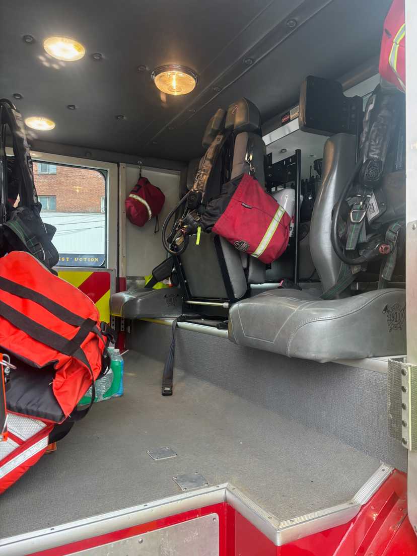 1998 New Lexington Spartan Light Rescue — photo 4
